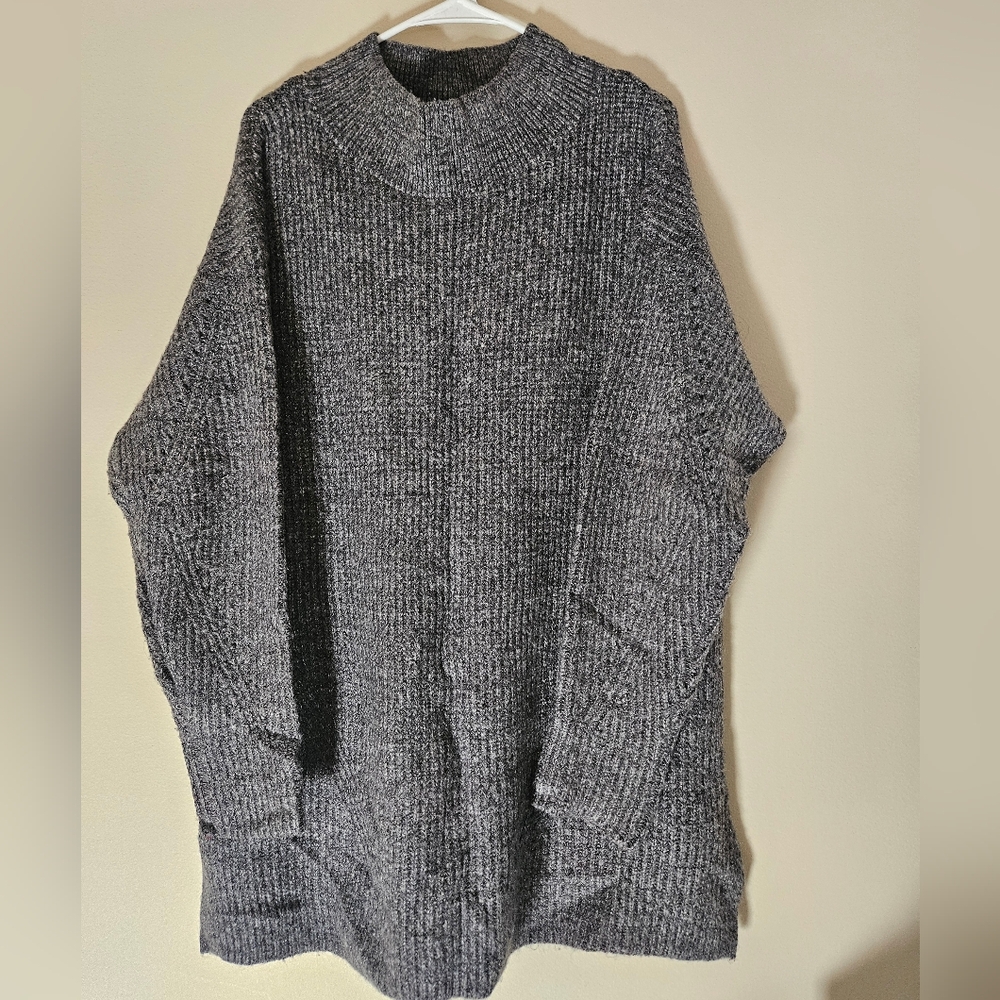 Old Navy Women's Charcoal Turtleneck Sweater